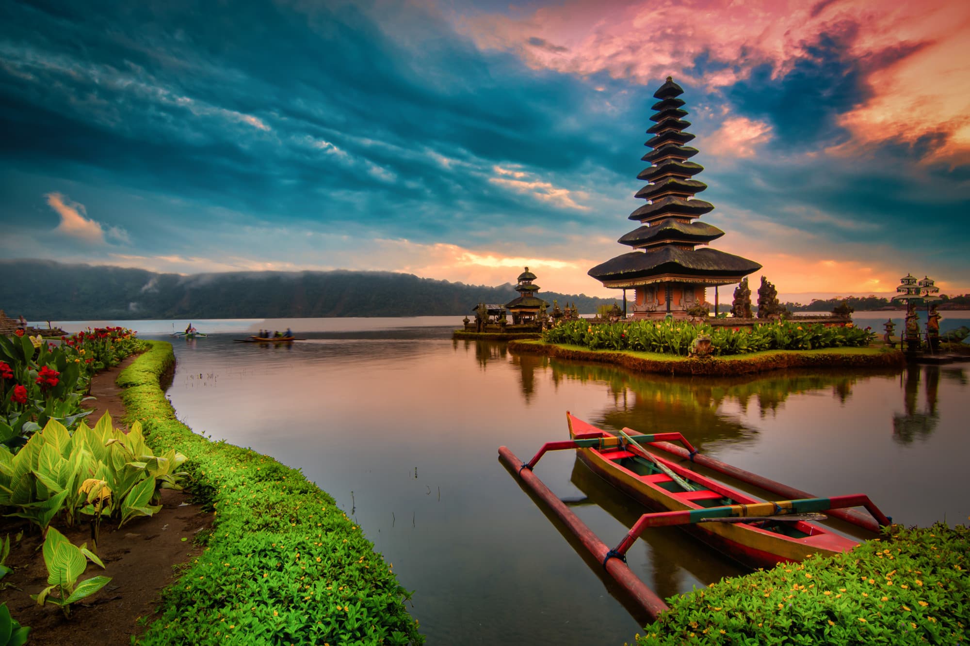 Land of Serenity and Adventure